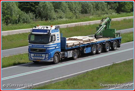 Vrachtwagen in de regio Bedum